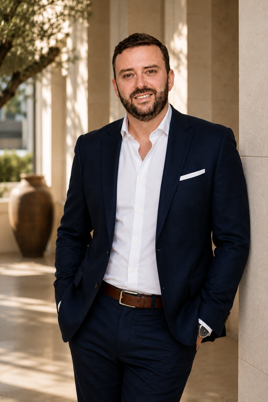 Alvaro Del Busto, international business development executive